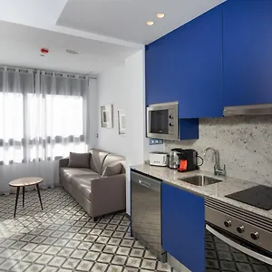 Tgna Cervantes 8 Apartament